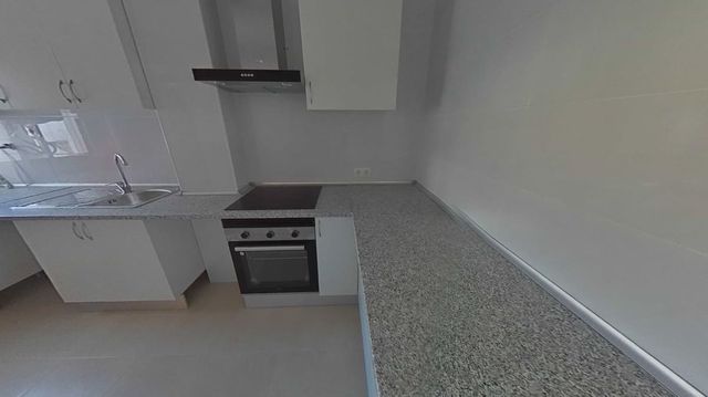 3 quarto Apartamento para venda em Zona Calvario, Estepona - 204 000 € (Ref: 10103052)