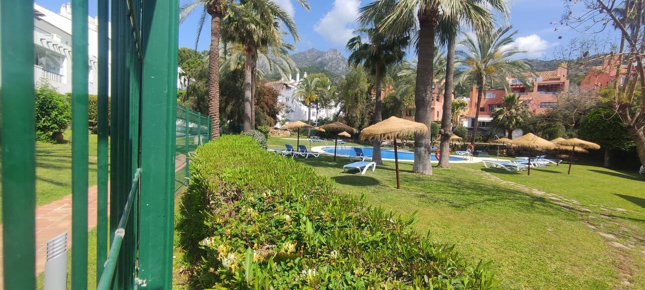 2 slaapkamer Appartement te koop in Marbella met zwembad garage - € 475.000 (Ref: 10103063)
