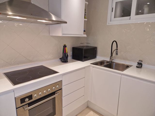 Apartamento de 2 habitaciones en Elviria, Marbella en venta con piscina garaje - 375.000 € (Ref: 10103065)
