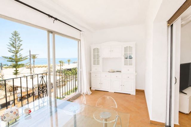 1 makuuhuone Huoneisto myytävänä paikassa Puerto Banus, Marbella - 656 000 € (Ref: 10103079)