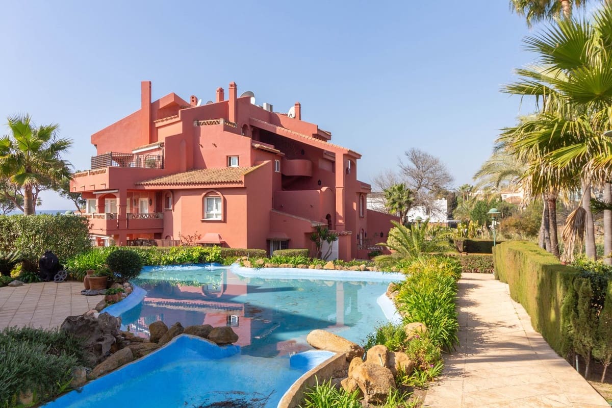 3 sovrum Lägenhet till salu i Elviria med pool garage - 595 000 € (Ref: 10103090)