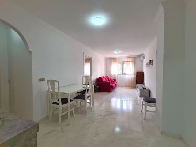 2 Zimmer Apartment zu verkaufen in Zona Calvario, Estepona mit Pool Garage - 325.000 € (Ref: 10103110)