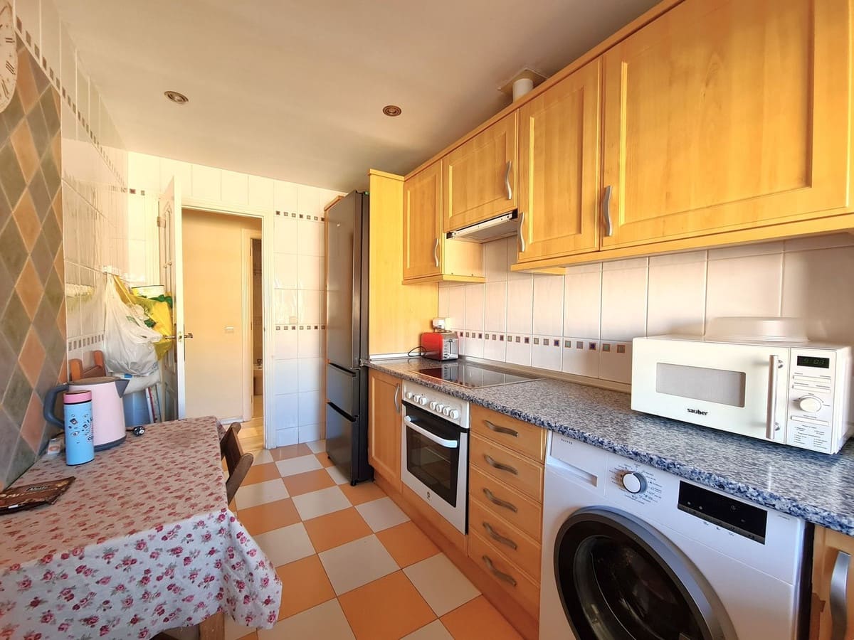 2 sypialnia Apartament na sprzedaż w San Luis de Sabinillas z basenem garażem - 265 000 € (Ref: 10103114)