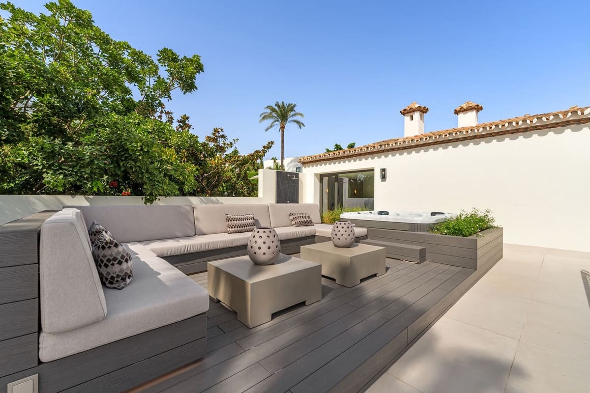 5 Zimmer Villa zu verkaufen in Golden Mile mit Pool Garage - 7.800.000 € (Ref: 10103167)