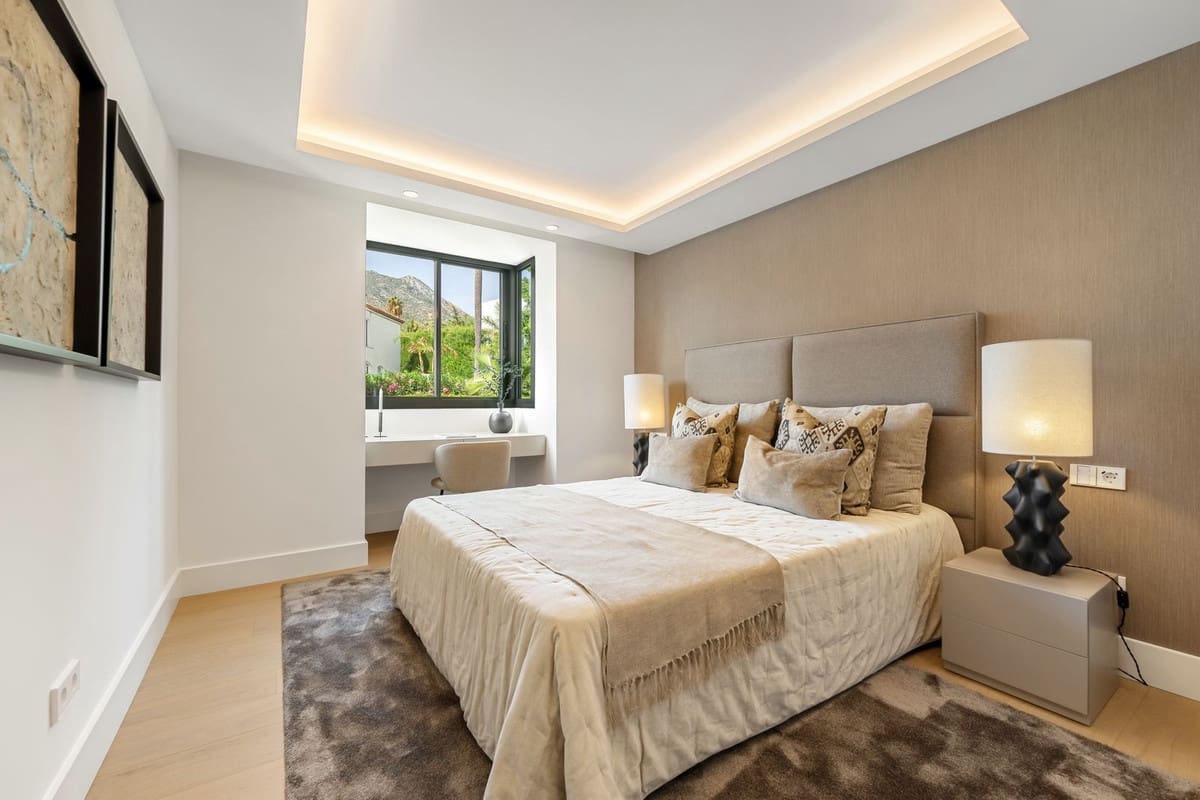5 Zimmer Villa zu verkaufen in Golden Mile mit Pool Garage - 7.800.000 € (Ref: 10103167)