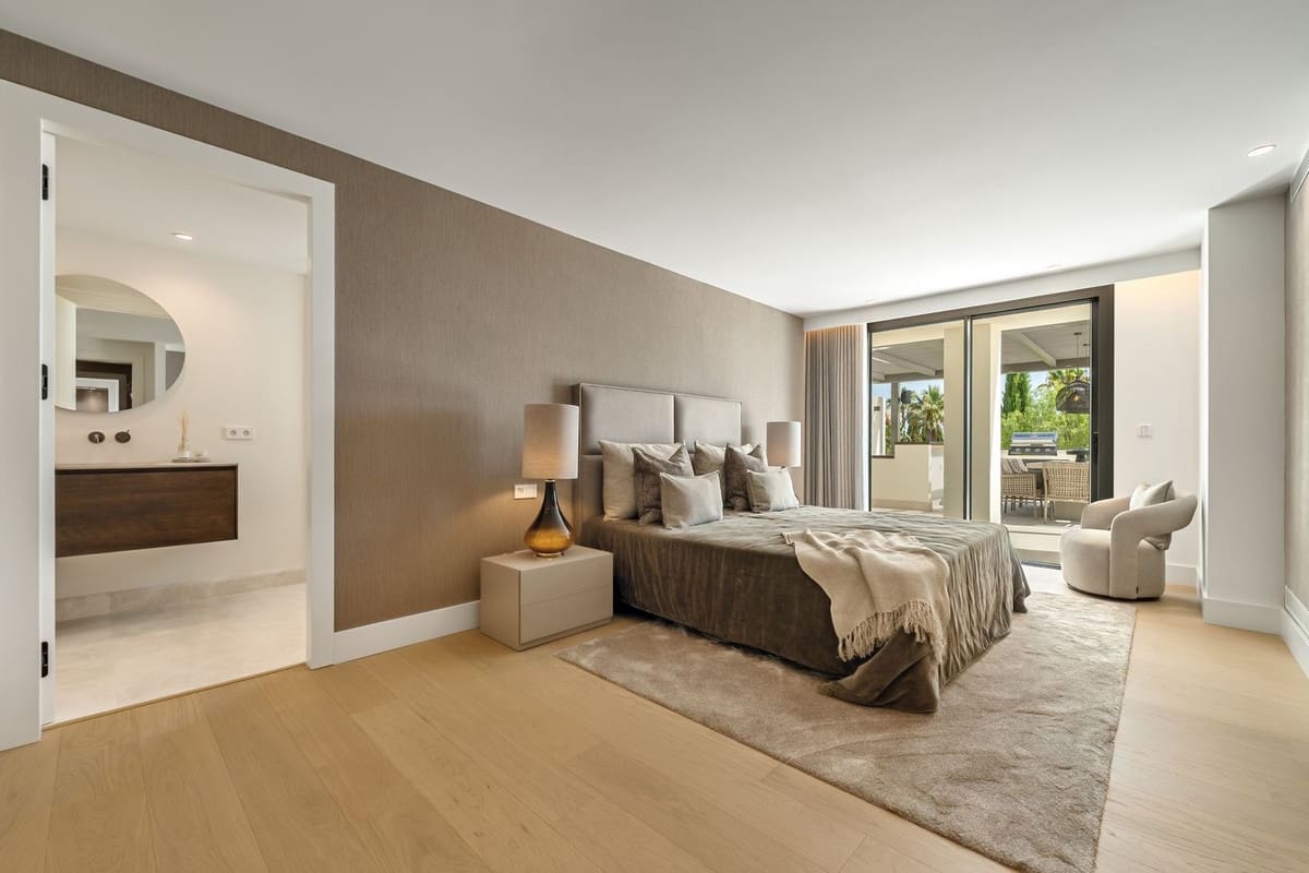 5 Zimmer Villa zu verkaufen in Golden Mile mit Pool Garage - 7.800.000 € (Ref: 10103167)