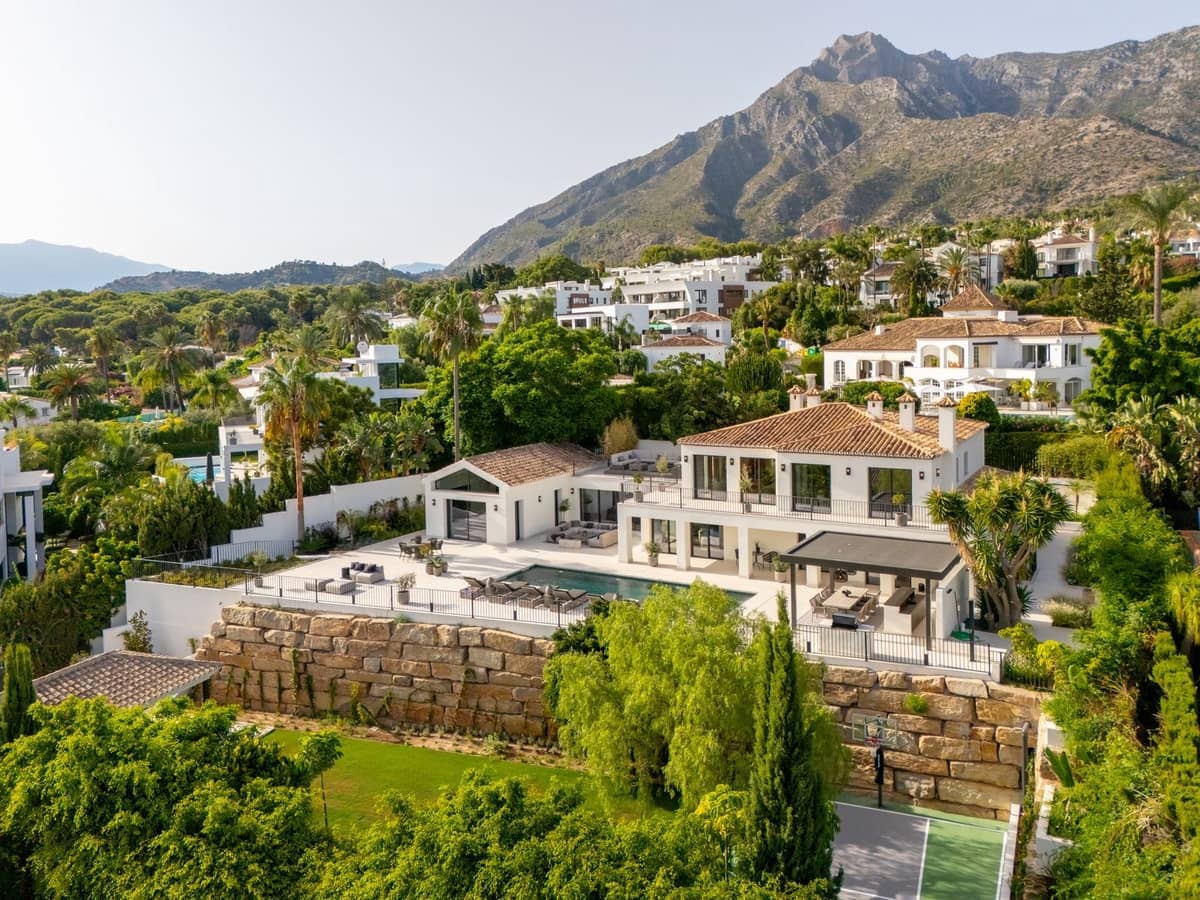 5 Zimmer Villa zu verkaufen in Golden Mile mit Pool Garage - 7.800.000 € (Ref: 10103167)