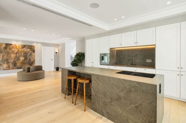 5 makuuhuone Huvila myytävänä paikassa Los Naranjos, Marbella mukana uima-altaan 
autotalli - 7 995 000 € (Ref: 10103169)