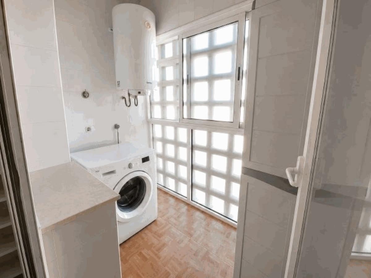 2 sypialnia Apartament na sprzedaż w San Luis de Sabinillas z basenem garażem - 244 000 € (Ref: 10103171)