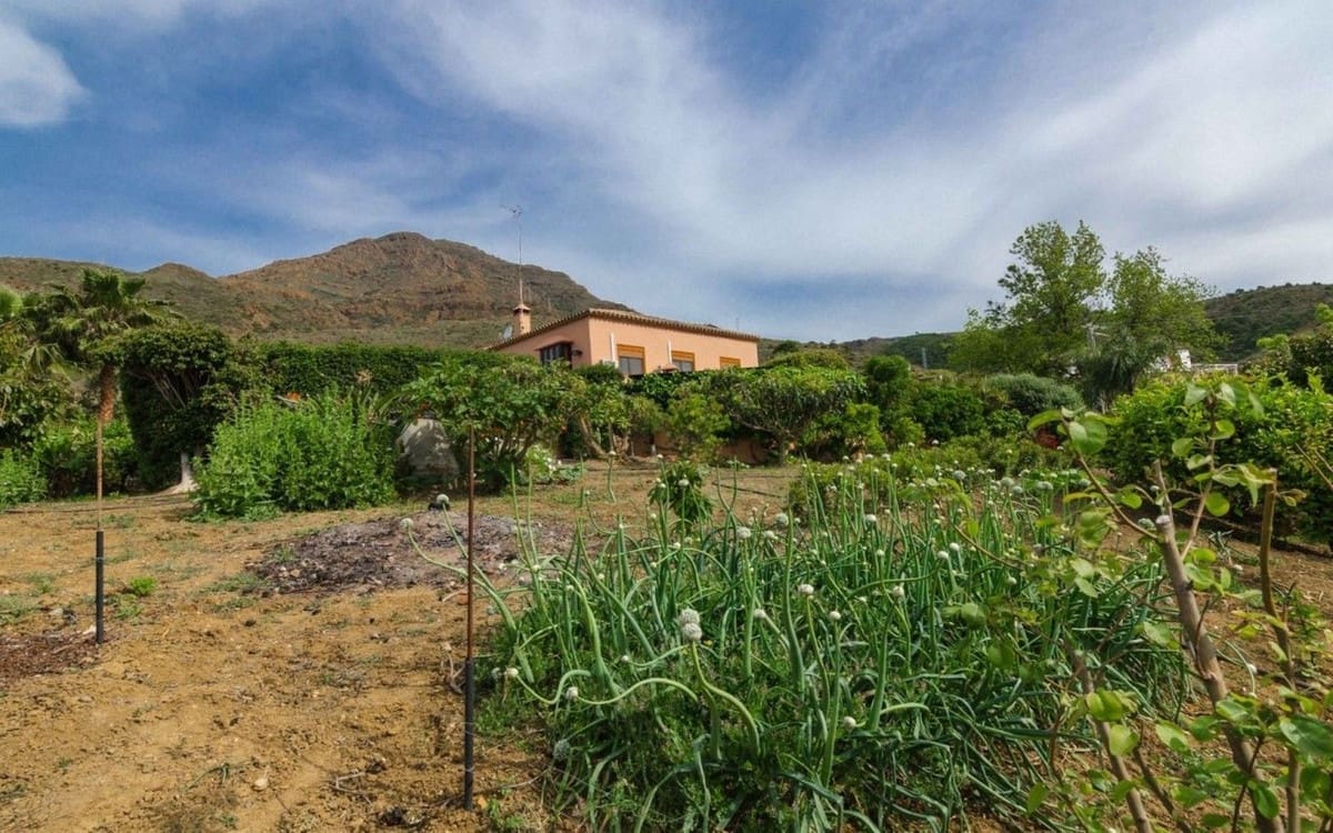 4 Zimmer Finca/Landgut zu verkaufen in Estepona mit Pool - 795.000 € (Ref: 10103172)