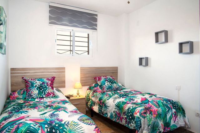 2 soverom Leilighet til salgs i Zona Calvario, Estepona med svømmebasseng garasje - € 298 000 (Ref: 10103174)