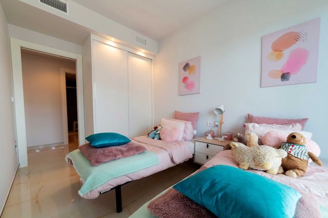 3 quarto Apartamento para venda em Playa Flamenca, Orihuela com piscina garagem - 485 000 € (Ref: 10103178)