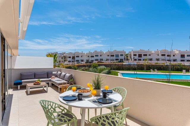 3 bedroom Apartment for sale in Los Balcones with pool garage - € 328,000 (Ref: 10103180)