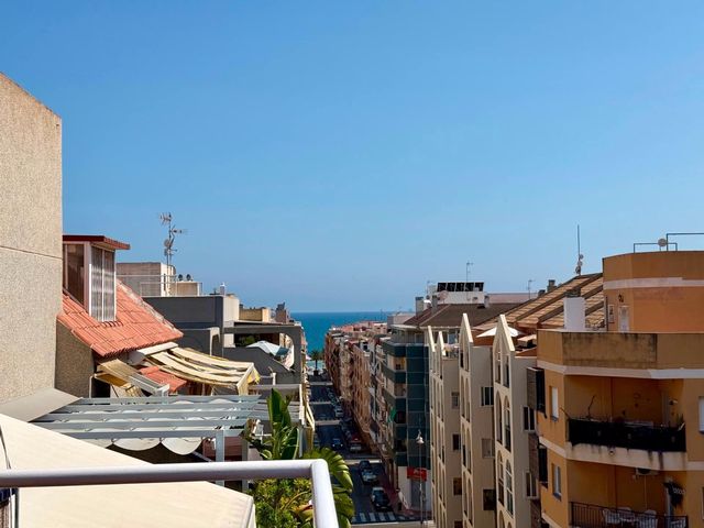 2 makuuhuone Huoneisto myytävänä paikassa Avenida Habaneras - Curva de Palangre, Torrevieja - 219 900 € (Ref: 10103211)