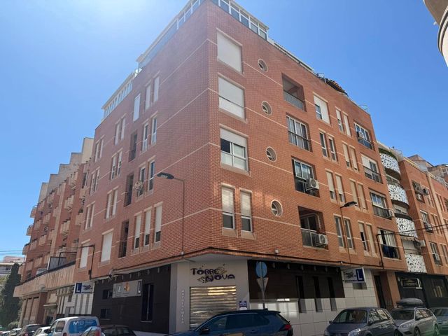 2 soveværelse Lejlighed til salg i Playa del Cura, Torrevieja med swimmingpool - € 179.900 (Ref: 10103225)