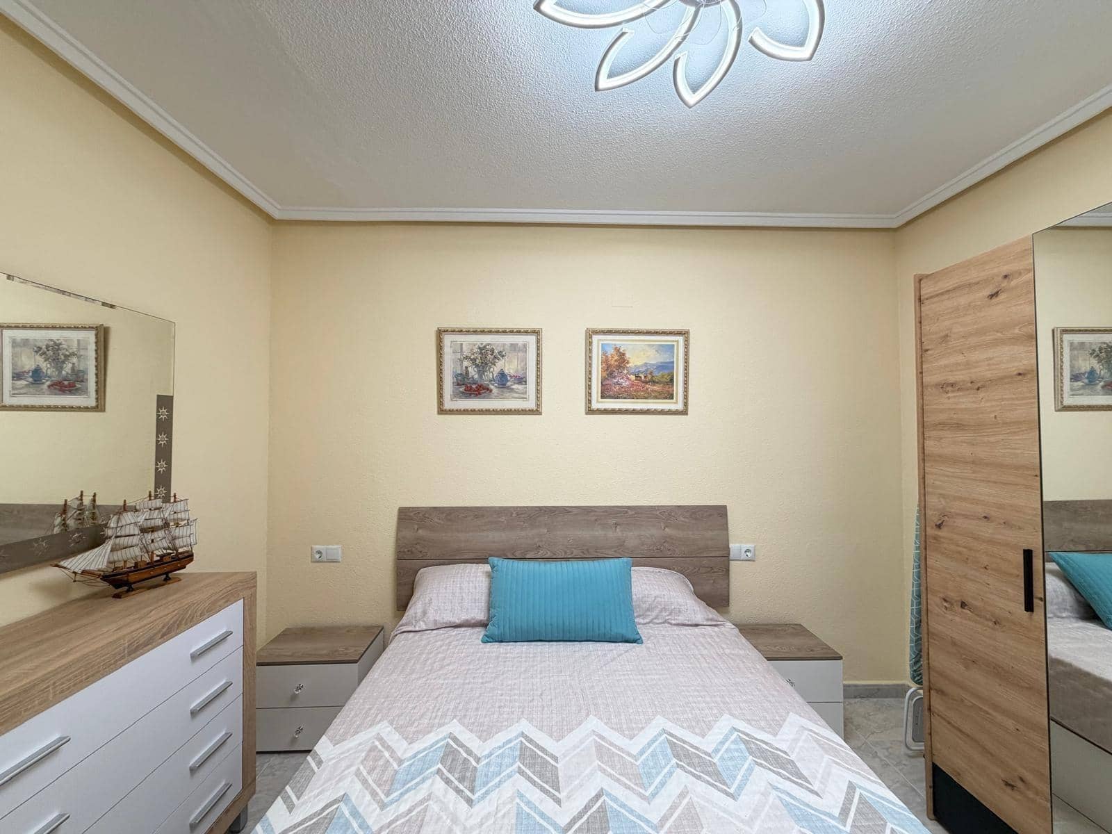 3 makuuhuone Huoneisto myytävänä paikassa Torrevieja - 230 000 € (Ref: 10103227)