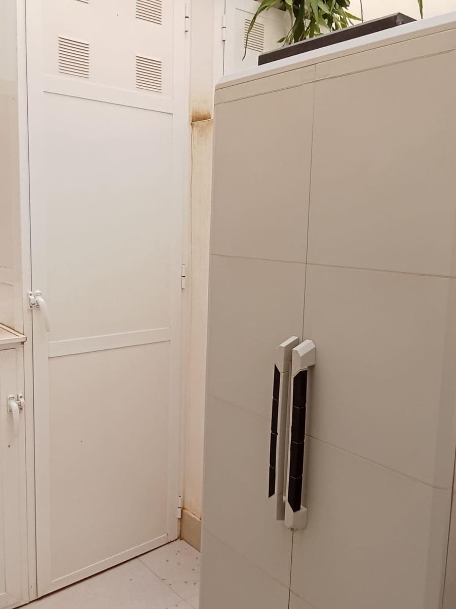 Apartamento de 1 habitación en Torrevieja en venta con piscina garaje - 175.000 € (Ref: 10103233)