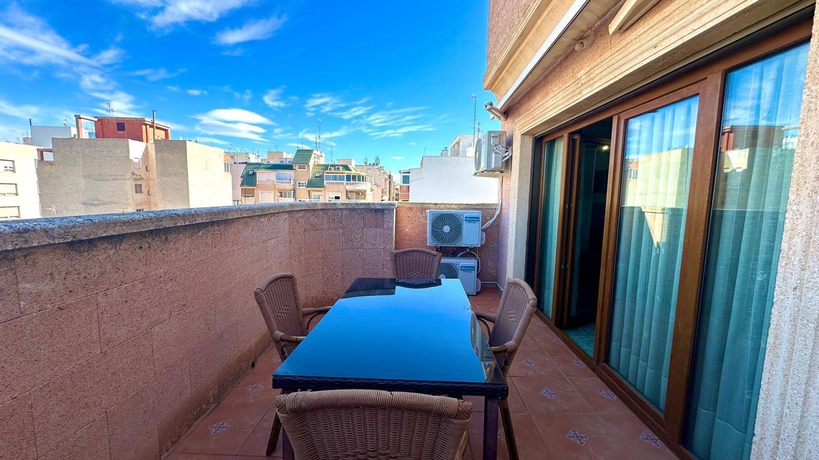 2 quarto Apartamento para venda em Torrevieja - 220 000 € (Ref: 10103241)