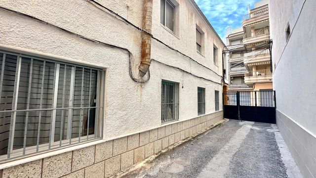 4 Zimmer Haus zu verkaufen in Playa del Cura, Torrevieja - 369.900 € (Ref: 10103255)