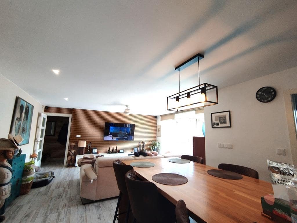 2 quarto Moradia para venda em Torrevieja com piscina garagem - 465 000 € (Ref: 10103296)
