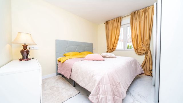 3 makuuhuone Bungalow myytävänä paikassa Parque de las Naciones, Torrevieja mukana 
autotalli - 169 000 € (Ref: 10103325)