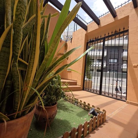 4 soverom Hus til salgs i Villamartín - Las Filipinas, Orihuela med svømmebasseng garasje - € 299 900 (Ref: 10103335)