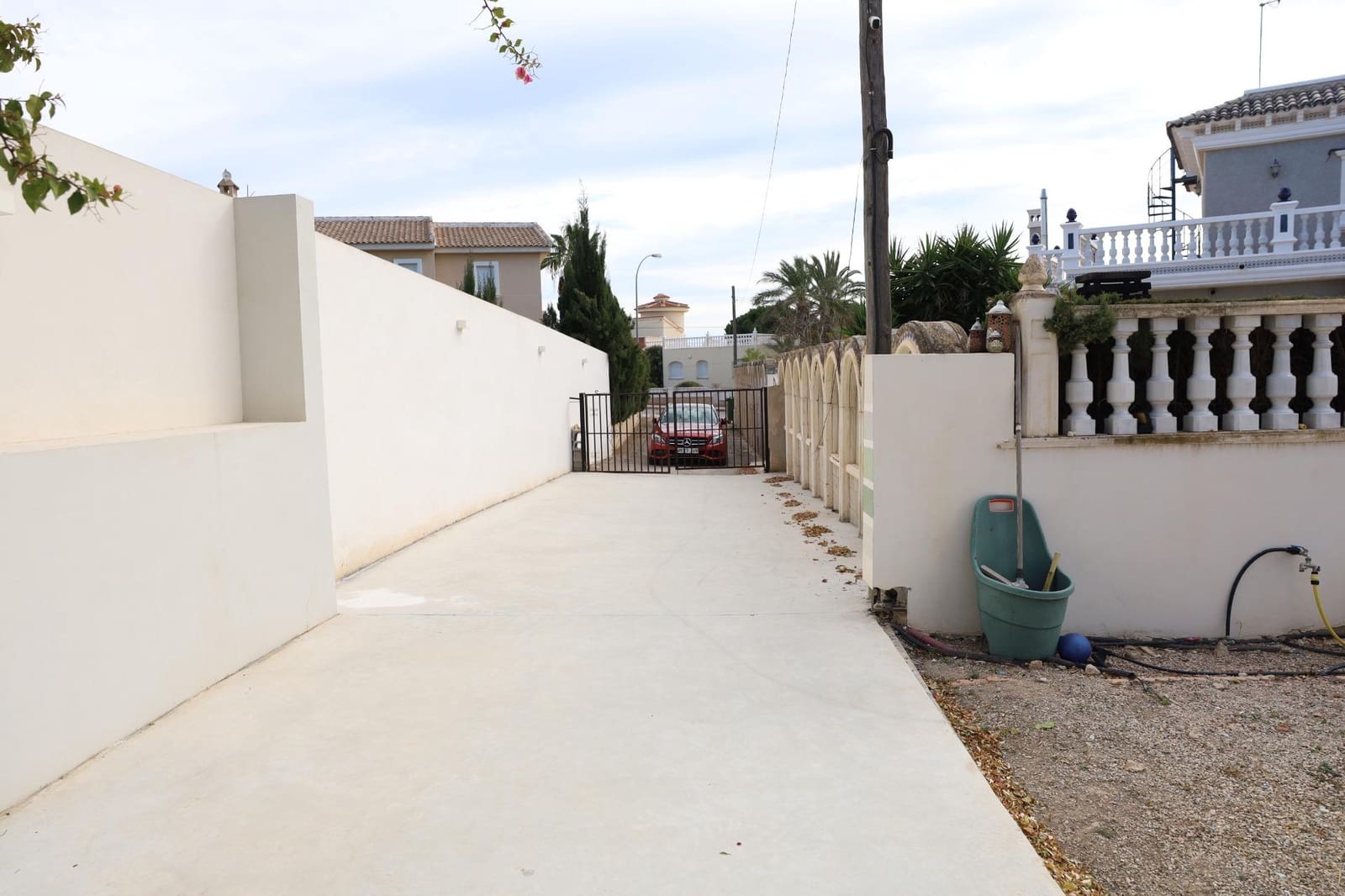 5 soverom Villa til salgs i Ciudad Quesada med svømmebasseng garasje - € 549 000 (Ref: 10103344)