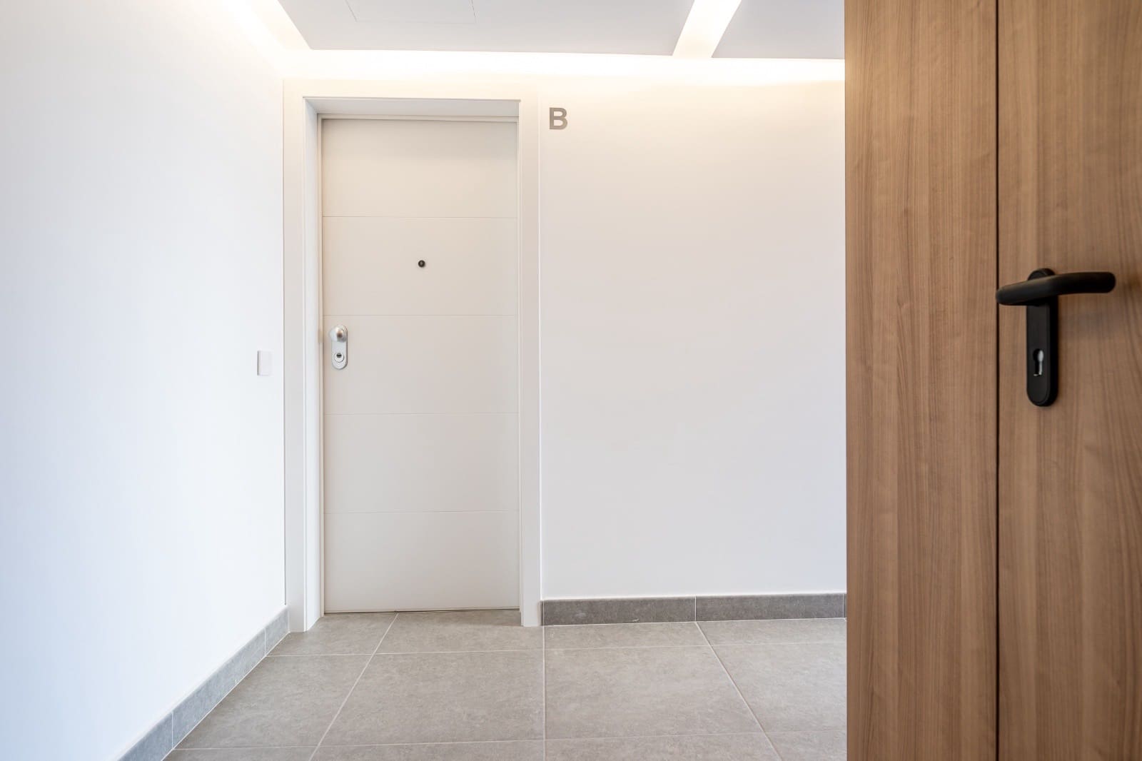 2 Zimmer Apartment zu verkaufen in Torrevieja mit Pool Garage - 475.000 € (Ref: 10103349)