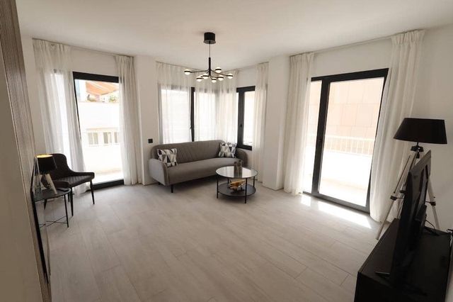 3 makuuhuone Huoneisto myytävänä paikassa Centro - Muelle Pesquero, Torrevieja - 349 000 € (Ref: 10103365)