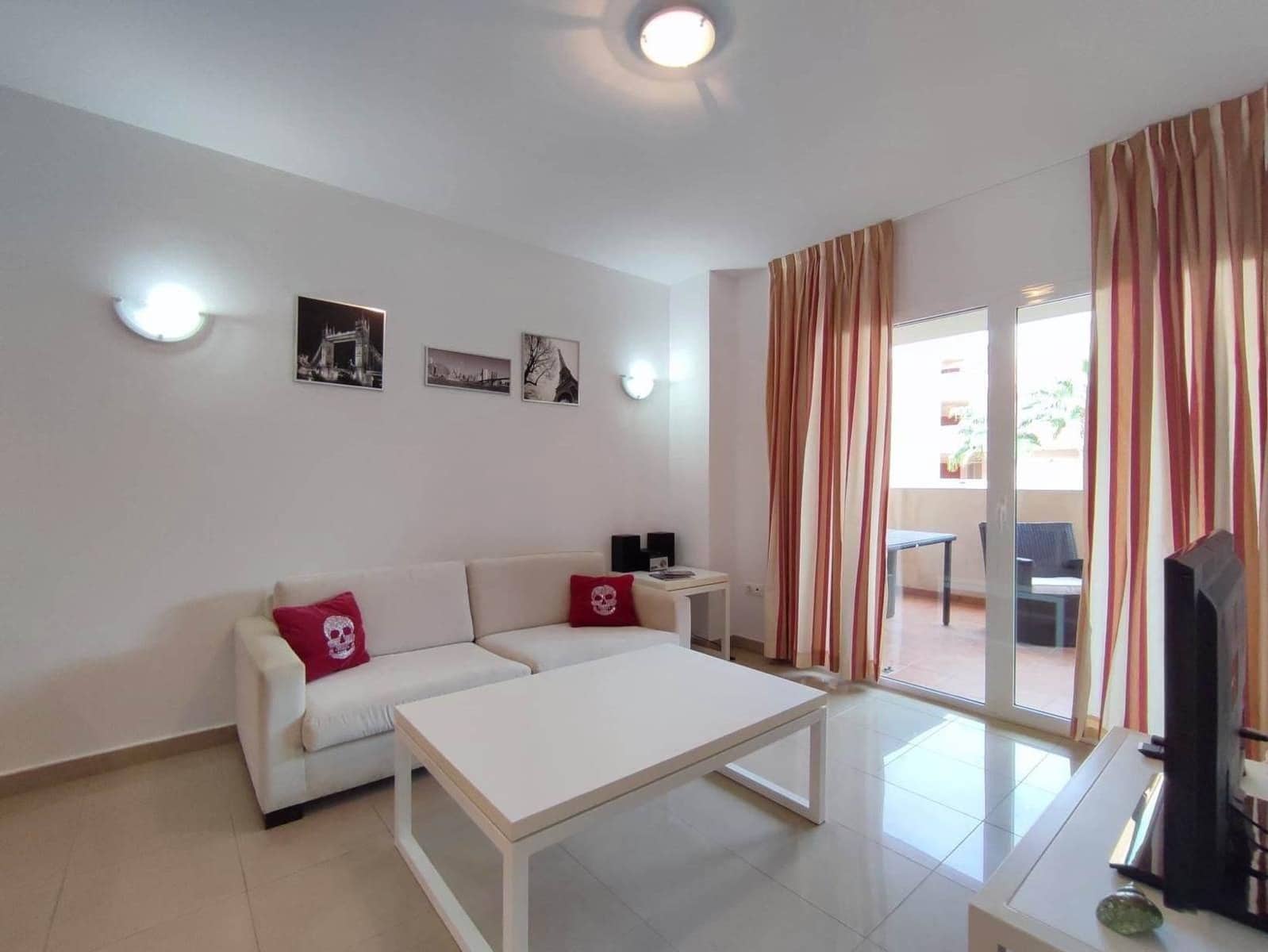 2 makuuhuone Huoneisto myytävänä paikassa Orihuela Costa mukana uima-altaan 
autotalli - 249 000 € (Ref: 10103387)