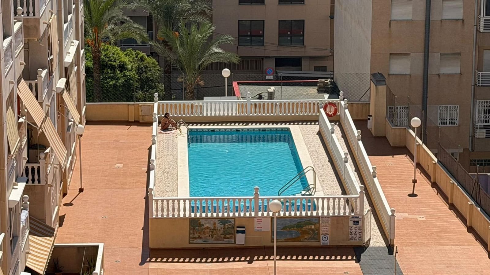 2 bedroom Apartment for sale in Torrevieja with pool - € 175,900 (Ref: 10103415)