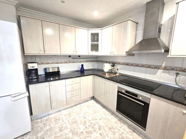 3 soveværelse Lejlighed til salg i Las Piscinas Naturales, Torrevieja - € 239.000 (Ref: 10103418)