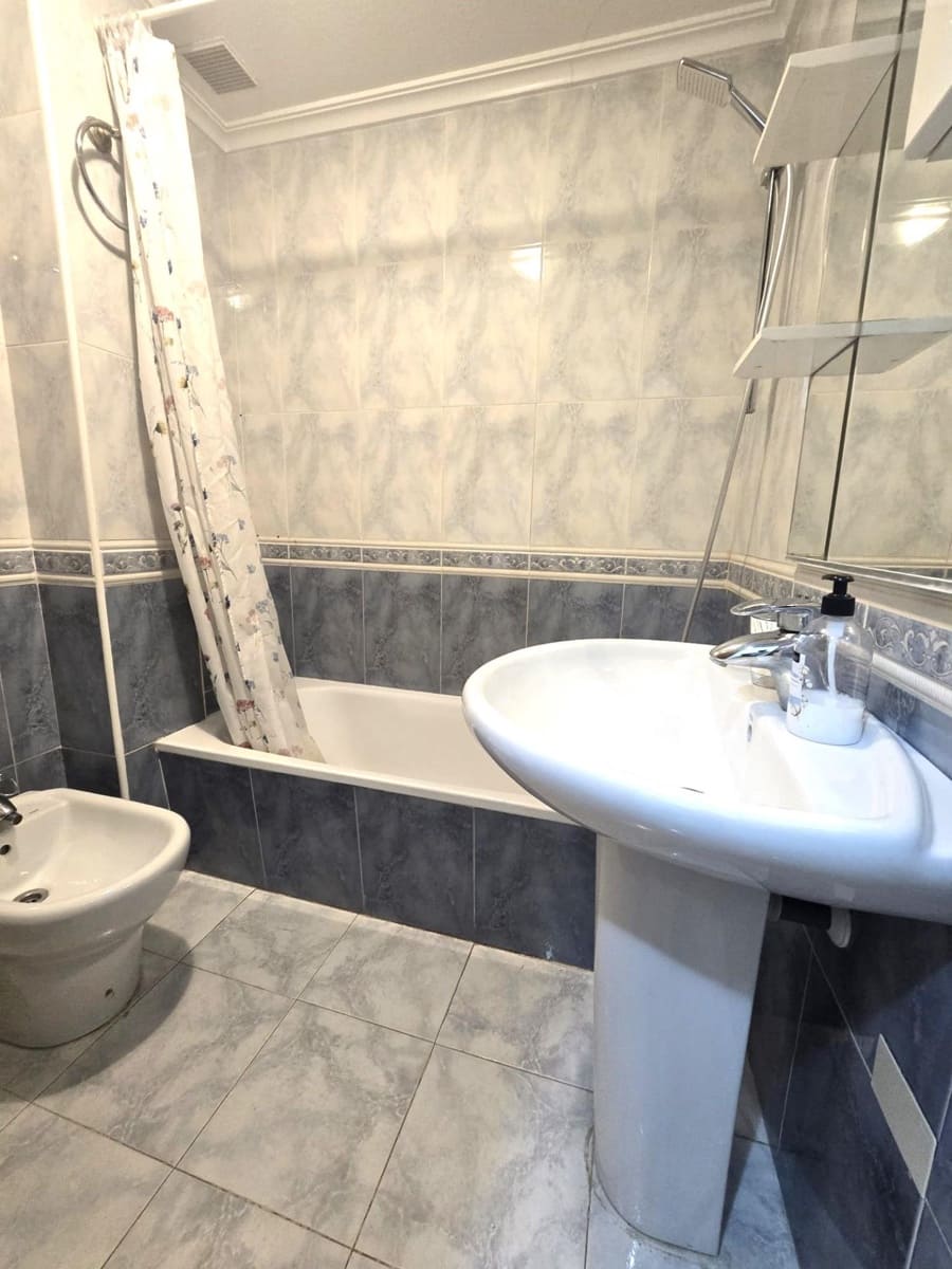 3 soveværelse Lejlighed til salg i Torrevieja - € 239.000 (Ref: 10103418)