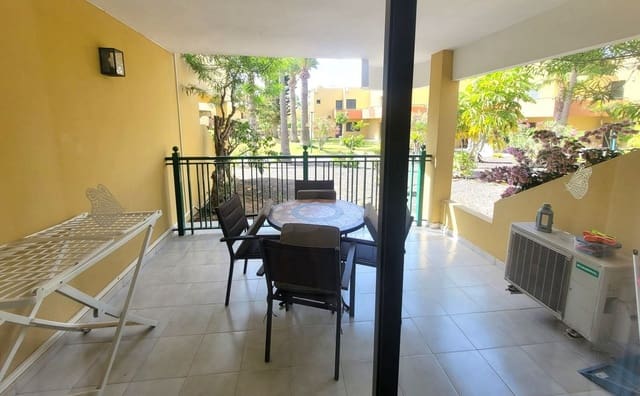 1 soverom Leilighet til salgs i Corralejo, La Oliva med svømmebasseng - € 210 000 (Ref: 10103426)
