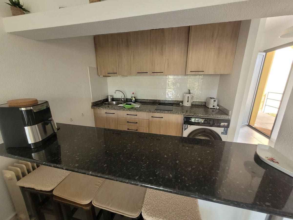 1 soverom Leilighet til salgs i Corralejo med svømmebasseng - € 210 000 (Ref: 10103426)
