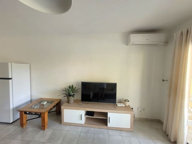 1 soverom Leilighet til salgs i Corralejo, La Oliva med svømmebasseng - € 210 000 (Ref: 10103426)