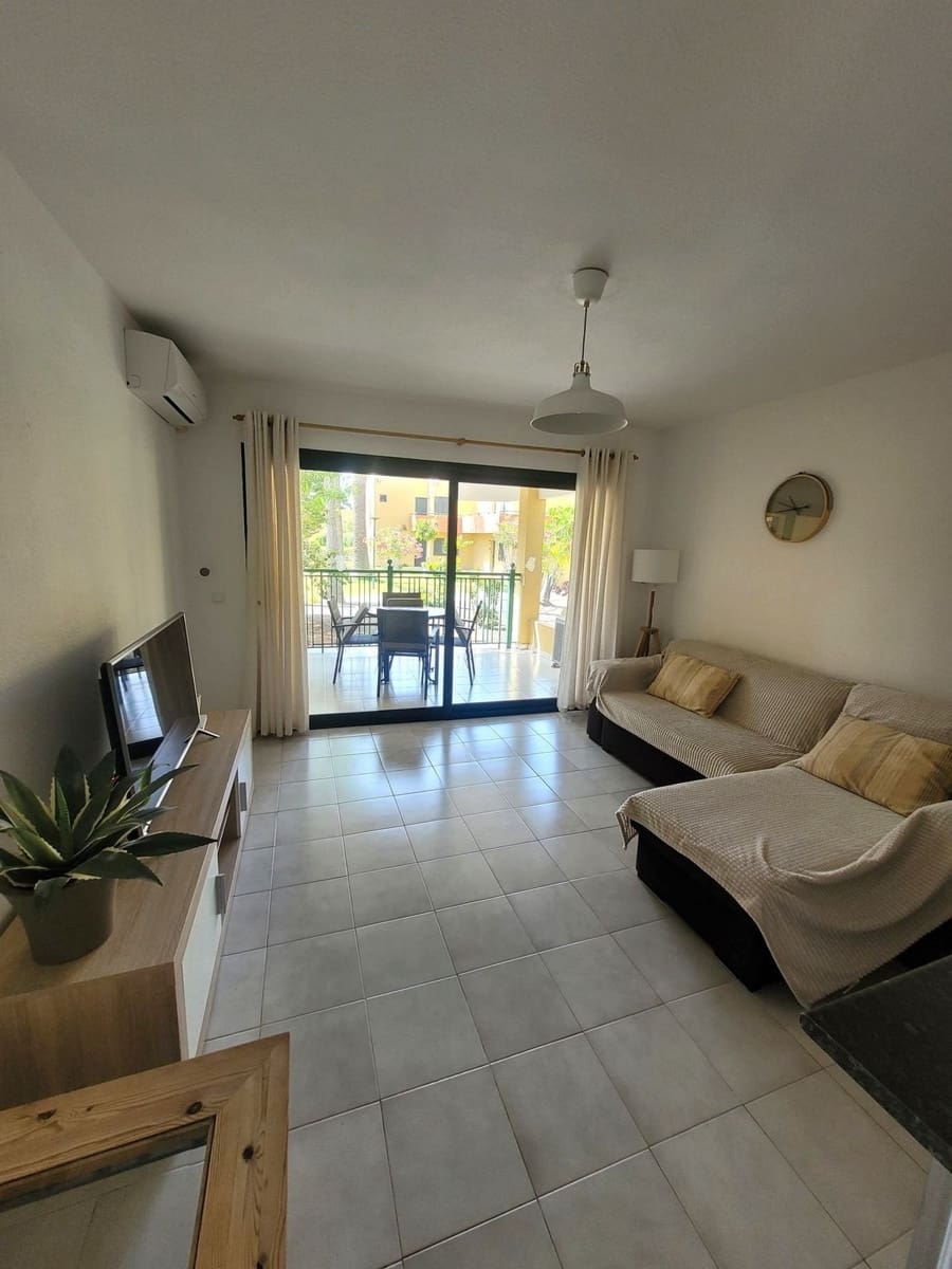1 soverom Leilighet til salgs i Corralejo med svømmebasseng - € 210 000 (Ref: 10103426)