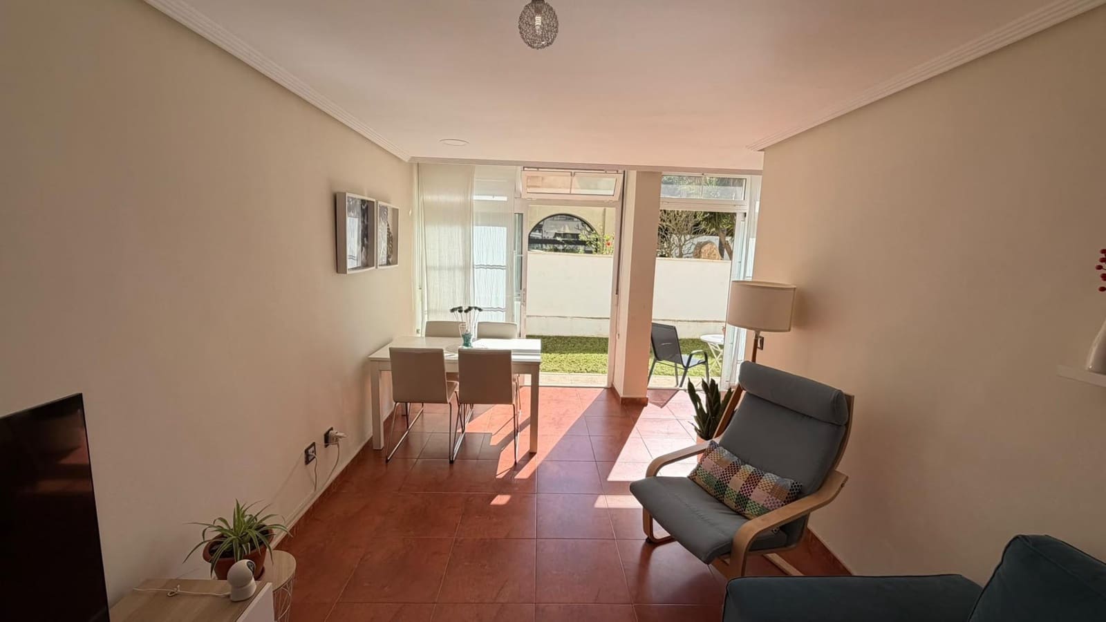 1 makuuhuone Huoneisto myytävänä paikassa Torrevieja mukana uima-altaan 
autotalli - 179 900 € (Ref: 10103434)