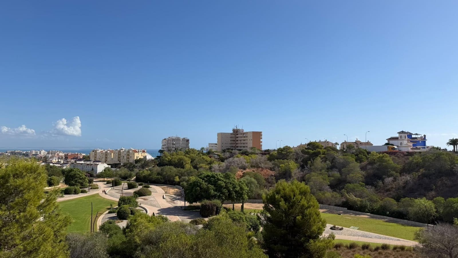 1 makuuhuone Huoneisto myytävänä paikassa Torrevieja mukana uima-altaan 
autotalli - 179 900 € (Ref: 10103434)