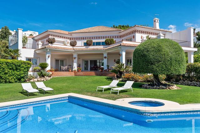 6 quarto Moradia para venda em El Paraíso, Benahavís com piscina garagem - 2 690 000 € (Ref: 10103443)