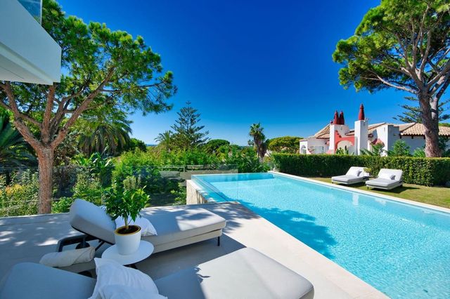 6 bedroom Villa for sale in Marbesa, Marbella with pool garage - € 6,250,000 (Ref: 10103460)