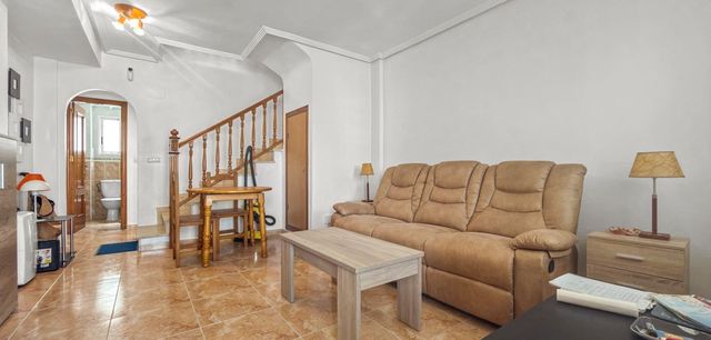 2 chambre Maison de Ville à vendre à Parque Acuático - Sector 25, Torrevieja avec piscine garage - 159 500 € (Ref: 10103472)