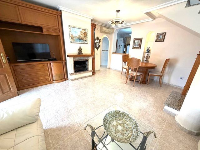 3 quarto Moradia para venda em Las Filipinas com piscina - 369 000 € (Ref: 10103478)