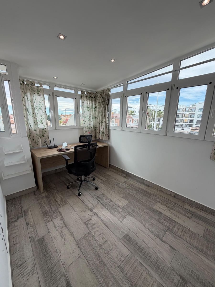 4 Zimmer Doppelhaus zu verkaufen in Orihuela Costa mit Garage - 279.000 € (Ref: 10108770)