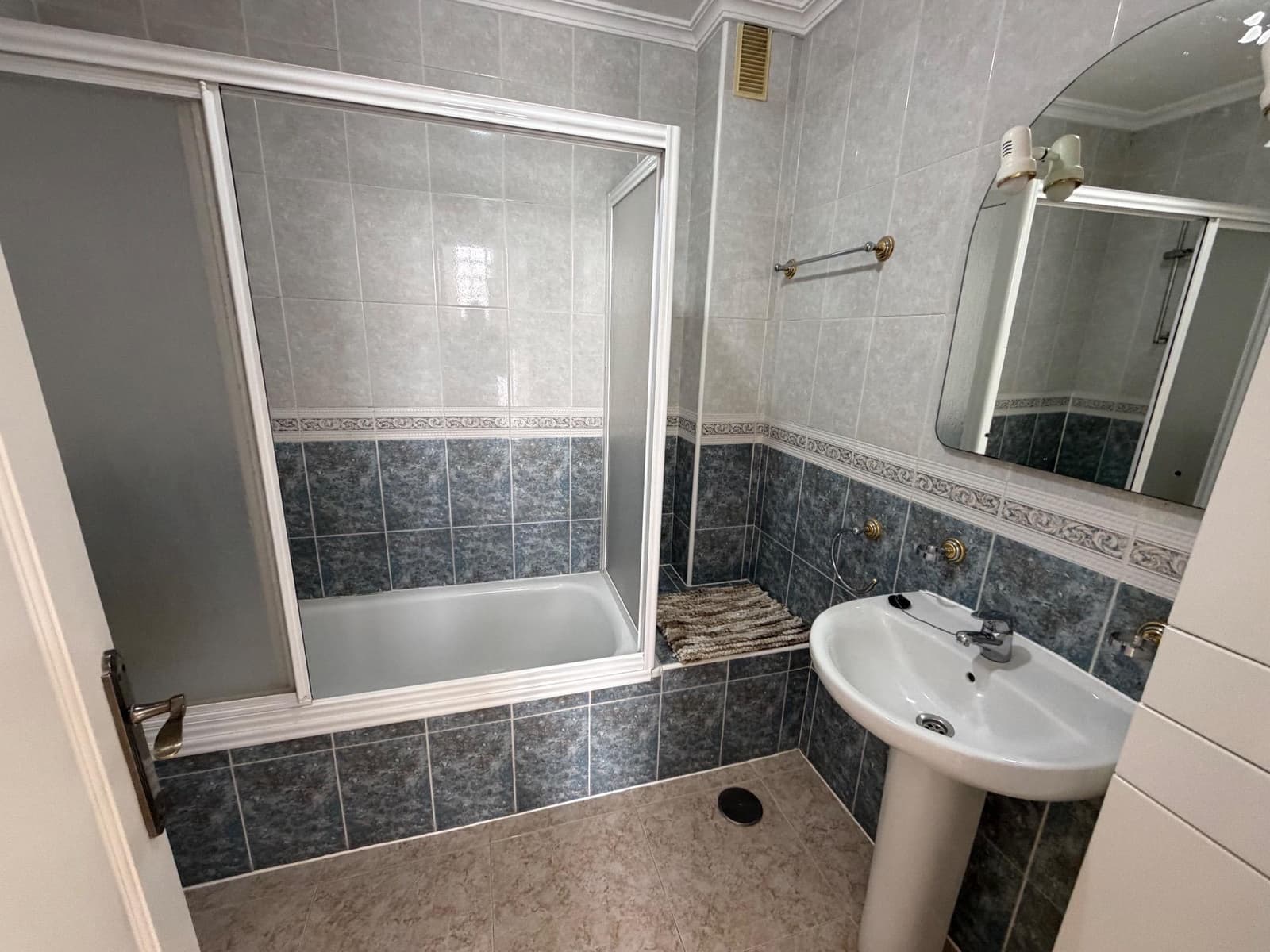 4 Zimmer Doppelhaus zu verkaufen in Orihuela Costa mit Garage - 279.000 € (Ref: 10108770)