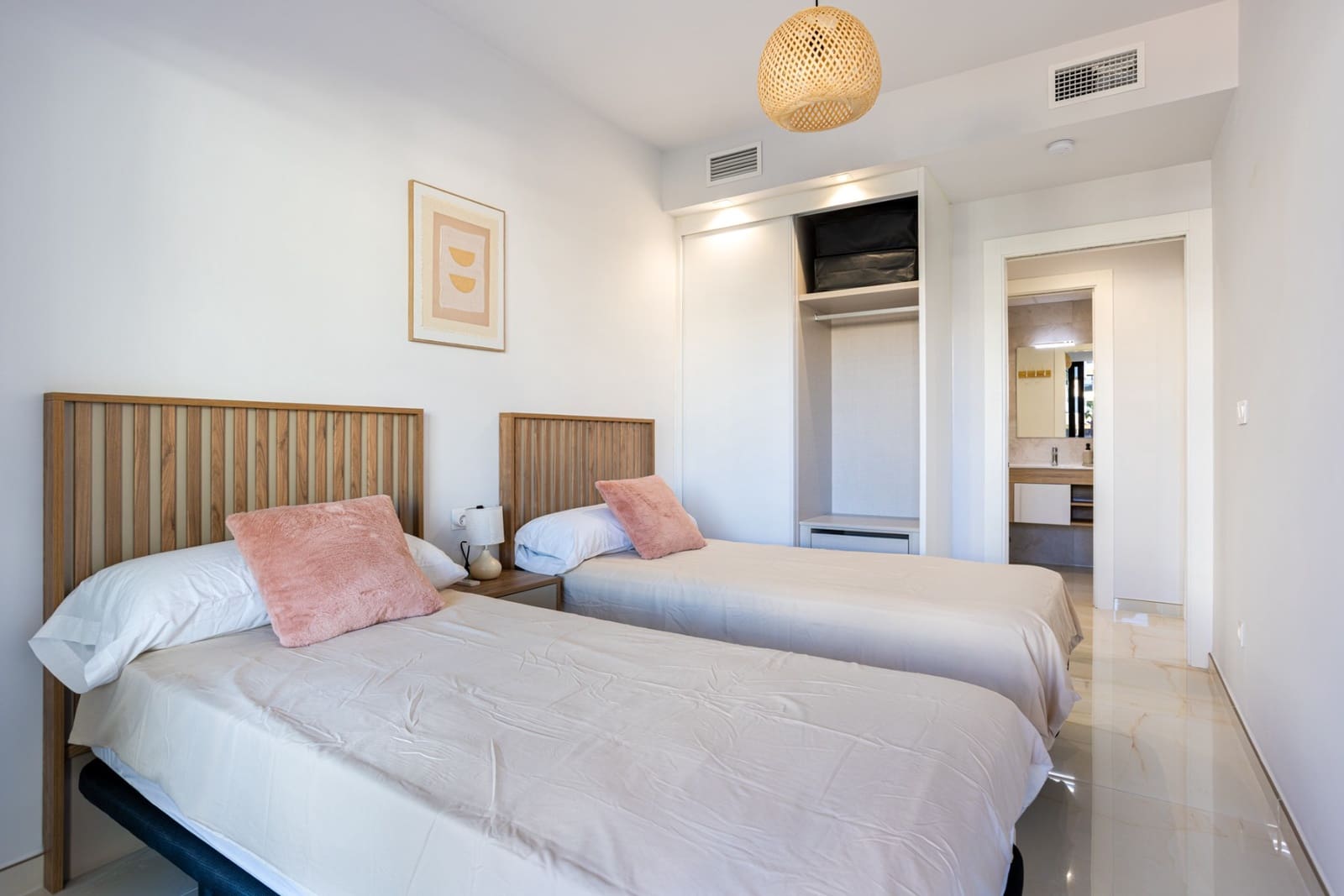 2 sypialnia Apartament na sprzedaż w Orihuela Costa z basenem garażem - 279 000 € (Ref: 10110486)