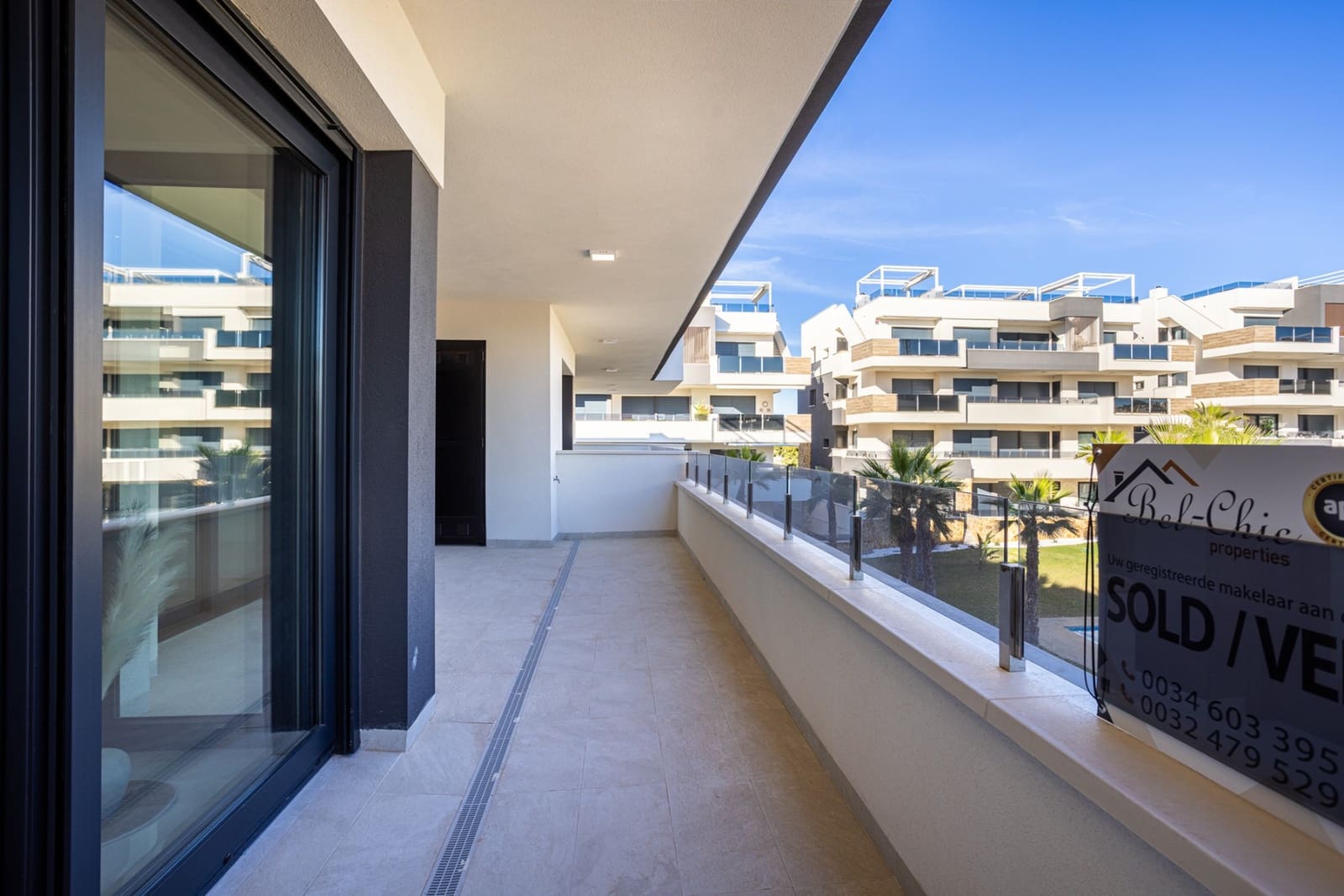 2 sypialnia Apartament na sprzedaż w Orihuela Costa z basenem garażem - 279 000 € (Ref: 10110486)