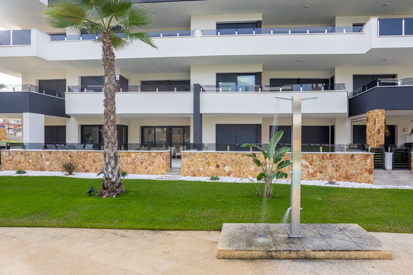 2 sypialnia Apartament na sprzedaż w Orihuela Costa z basenem garażem - 279 000 € (Ref: 10110486)