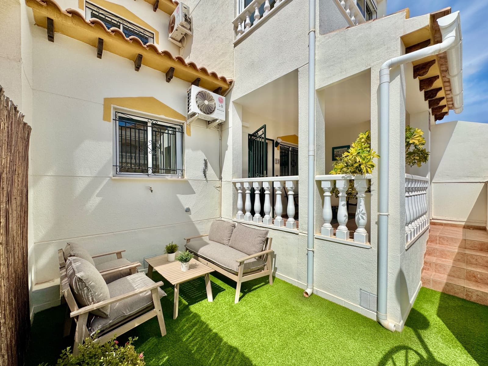 3 slaapkamer Huis te koop in Orihuela Costa met zwembad garage - € 268.800 (Ref: 10110489)