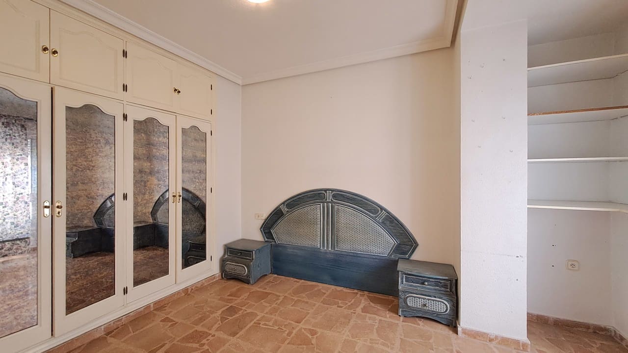 5 camera da letto Appartamento in vendita in Torrevieja con garage - 315.000 € (Rif: 10110531)